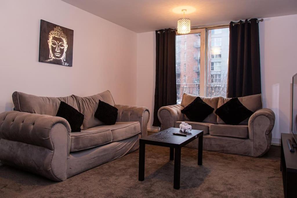 Apartment Luxury 2br Near Mcr And Etihad Stadium *