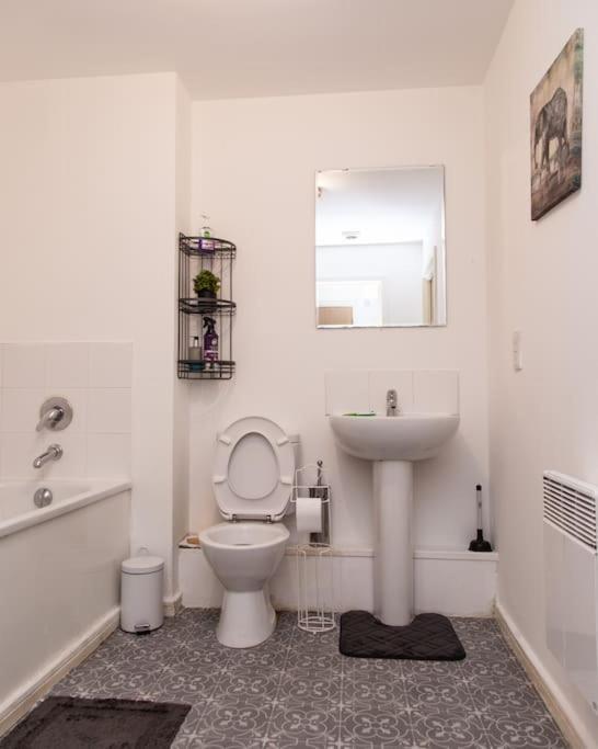 Apartment Luxury 2br Near Mcr And Etihad Stadium *
