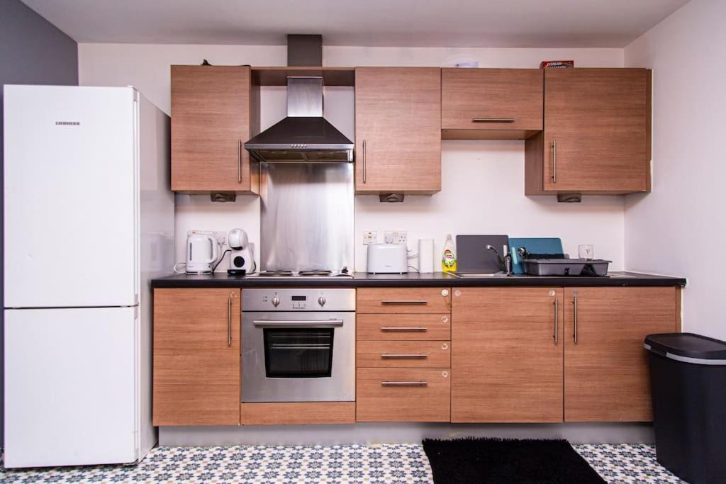 Apartment Luxury 2br Near Mcr And Etihad Stadium *